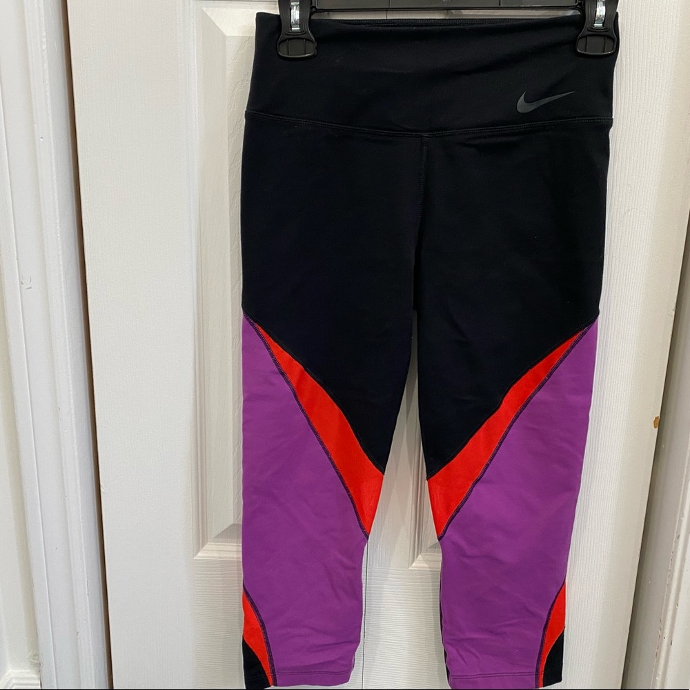 Nike Dri-fit cropped leggings